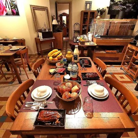 Logis Restaurant La Barguillere Hotel Saint-Pierre-de-Rivière