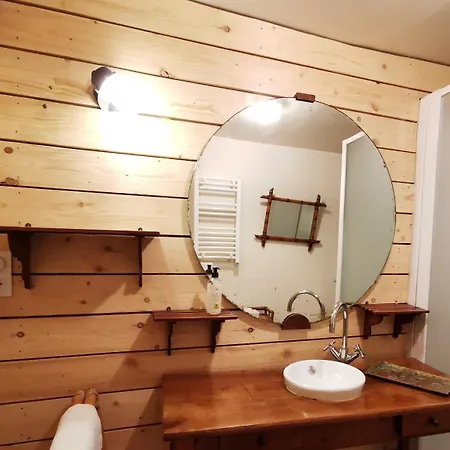 Logis Restaurant La Barguillere 2*