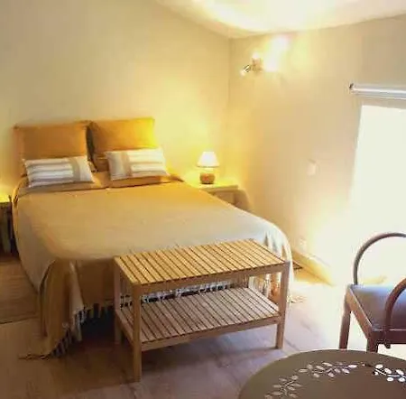 Hotell Logis Hotel Restaurant La Barguillere Saint-Pierre-de-Rivière