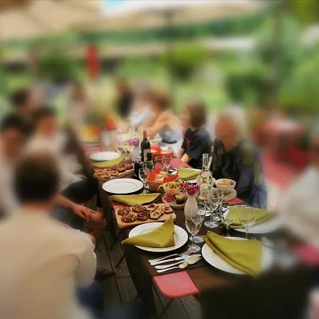 Logis Restaurant La Barguillere 2*