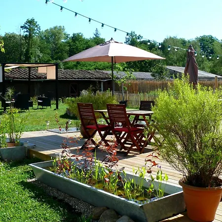 Logis Hotel Restaurant La Barguillere