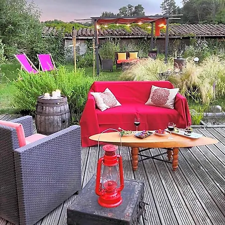 Logis Restaurant La Barguillere 2* Saint-Pierre-de-Rivière