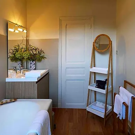 Logis Restaurant La Barguillere Saint-Pierre-de-Riviere