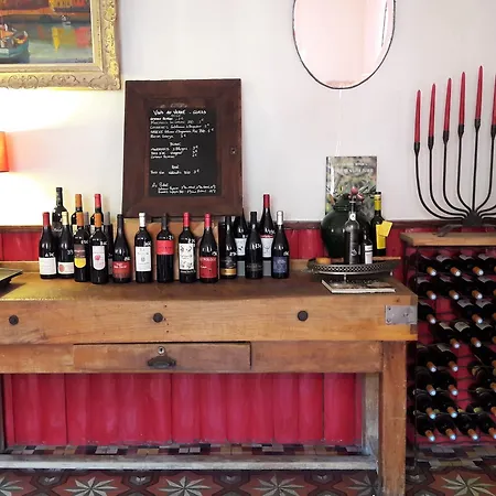 Logis Restaurant La Barguillere