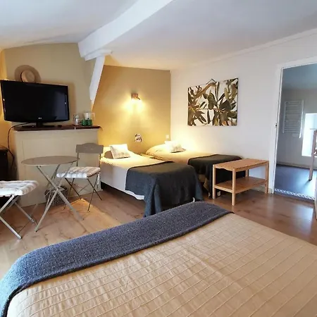 Logis Restaurant La Barguillere Saint-Pierre-de-Rivière