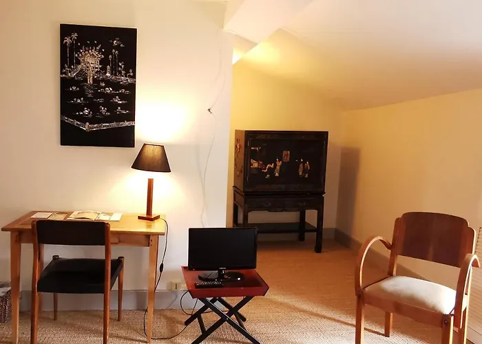 Logis Hotel Restaurant La Barguillere 2* Saint-Pierre-de-Riviere